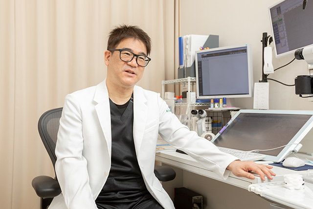 眼科医を目指されたきっかけを教えてください