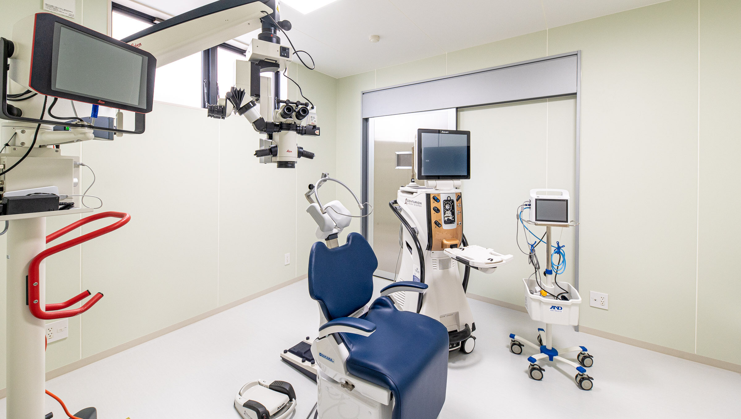 メインビジュアル03